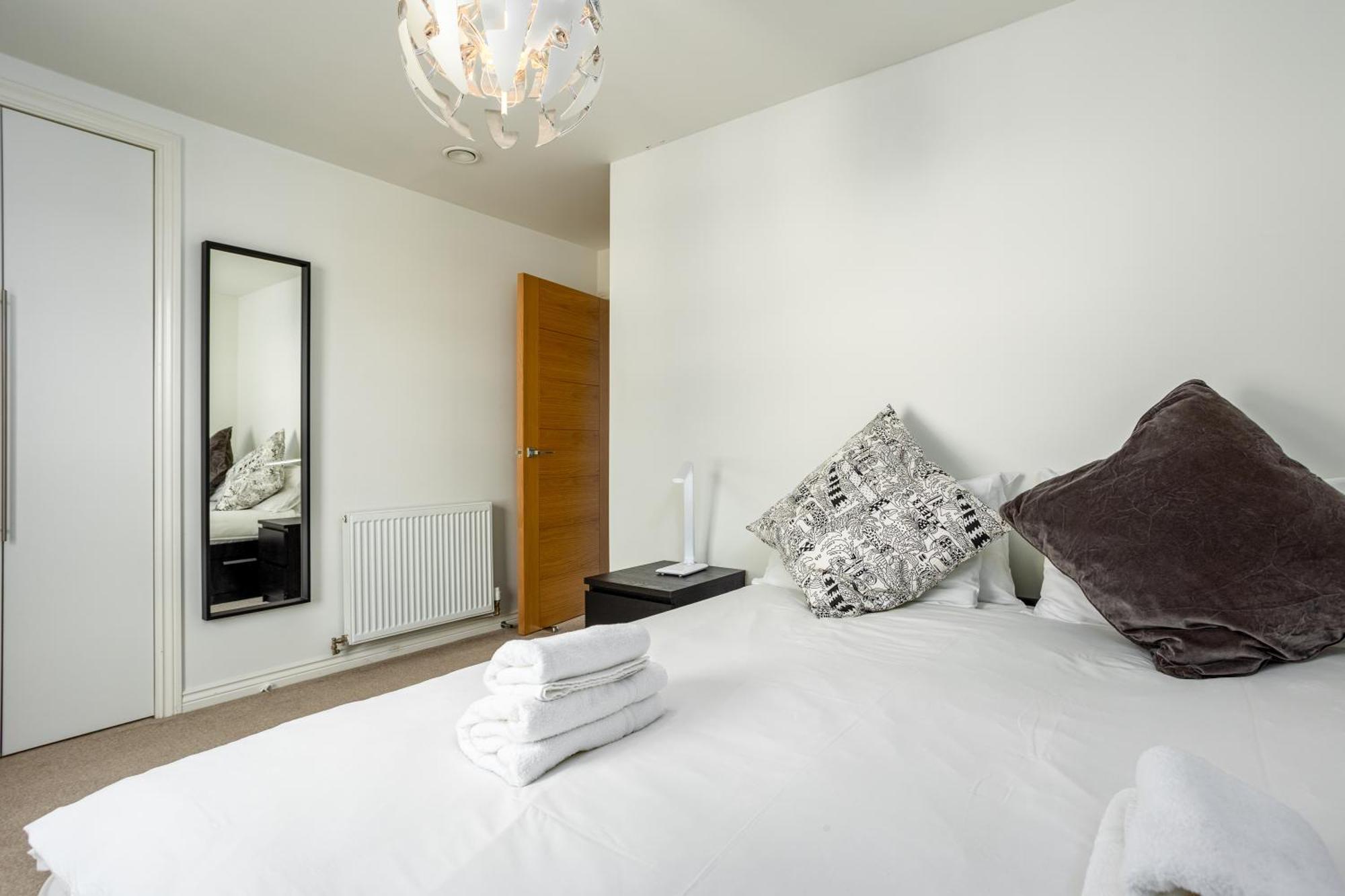 Comfy 2 Bedroom Apartment Near Edinburgh City Centre Exterior photo